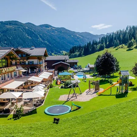 Hotel Taxerhof-2